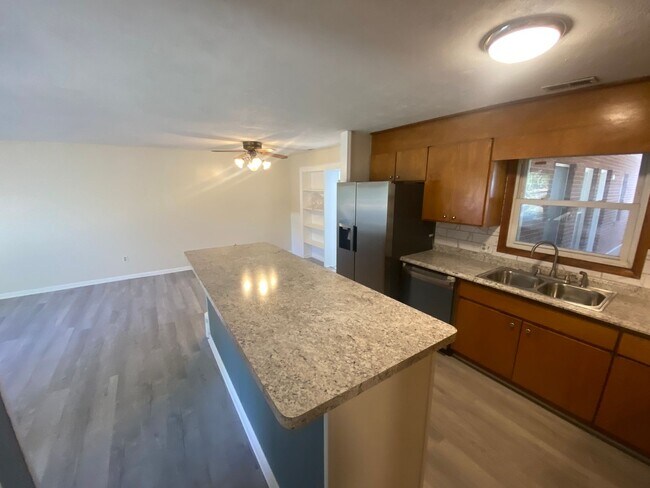 Photo - 1107 A House Unit 1