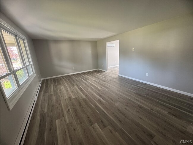 Photo - 110 Lake Country Dr