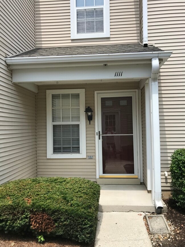 Photo - 1111 Cambridge Ct Townhome