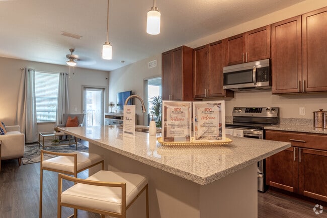 The Silverton - 2Bd/2Ba