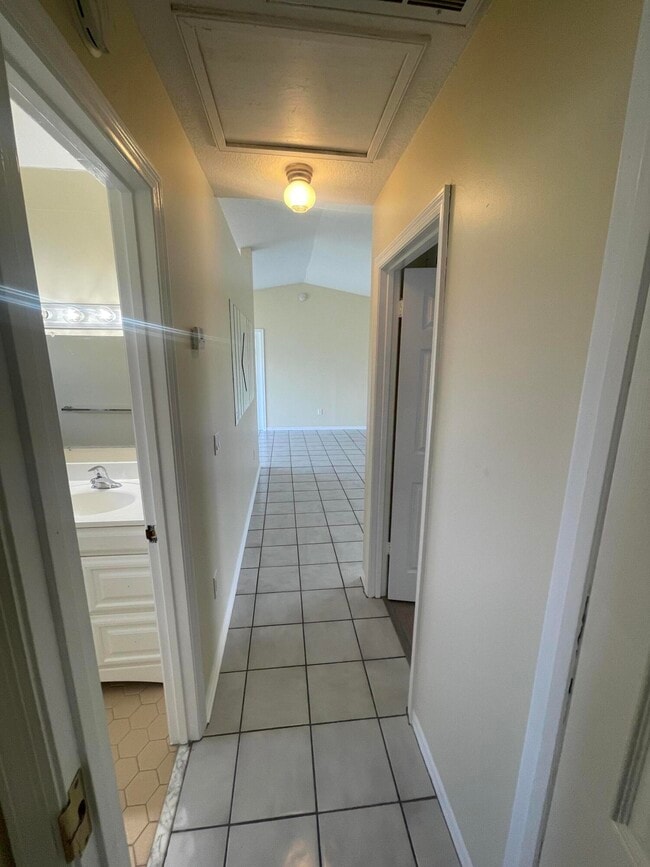 Photo - 1873 SW Morelia Ln