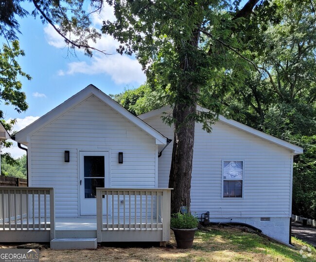 Building Photo - 1916 Vesta Ave Rental