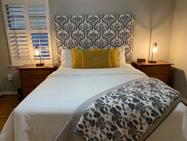 Photo - 9626 Long Branch Ln