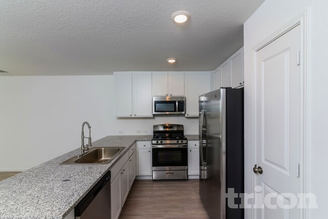 Photo - 10250 Devon Wheel St