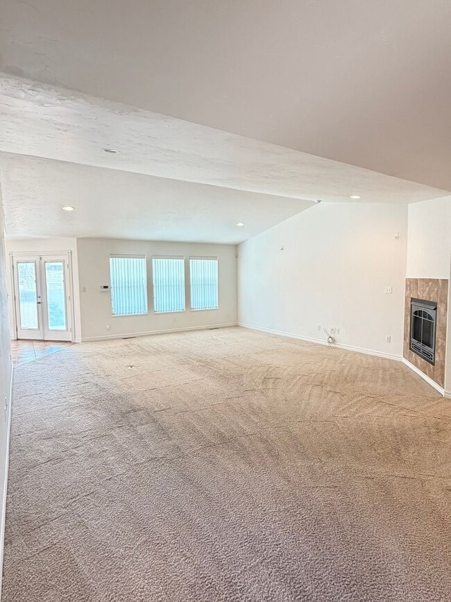 Photo - GORGEOUS 3Bed 2Bath 3Car Garage in NorthEast GJ!!!!!