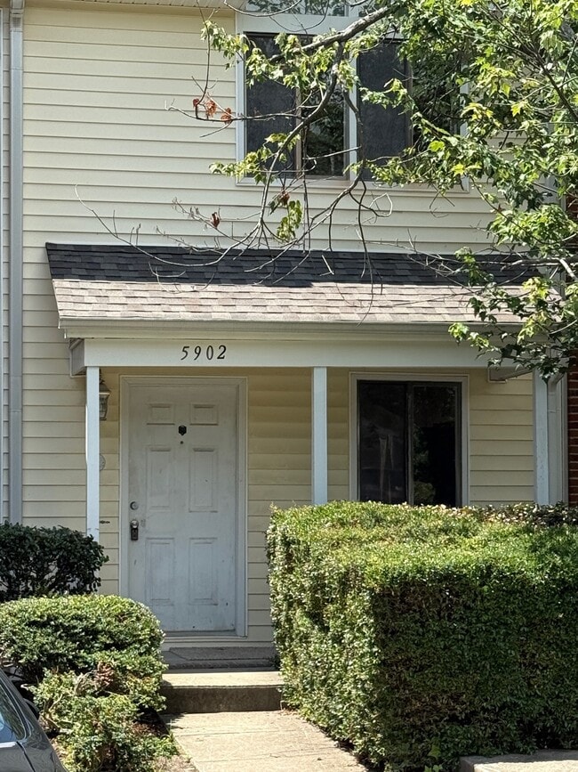 Photo - 5902 Shady Grove Cir