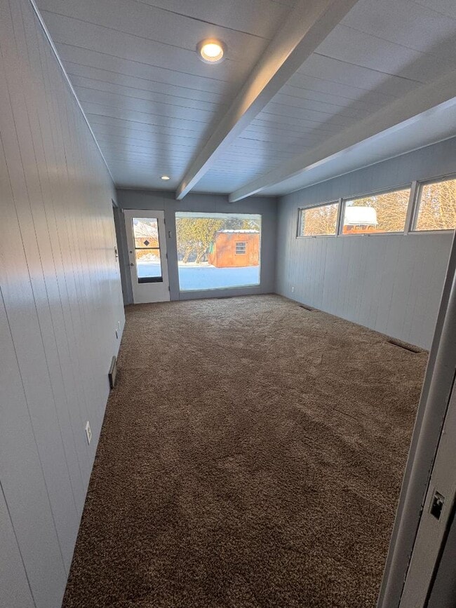 Photo - 513 N Ottawa Rd