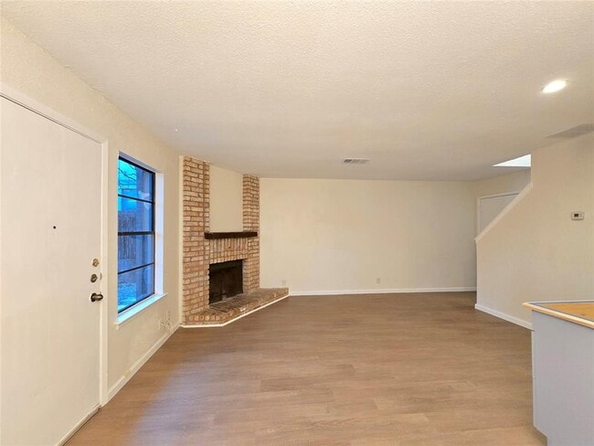 Photo - 1305 Dobie Dr Casa Adosada