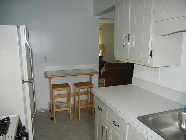 Photo - 6228 Archwood Rd