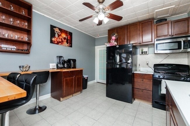 Photo - 40 Gledhill Ave Unit 2
