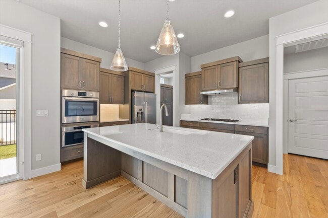 Photo - Cadence at Bainbridge