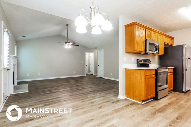Photo - 205 Oak Hill Dr