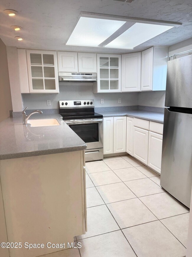 Photo - 1802 University Ln Unit 208