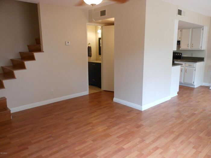 Photo - One month Free on OAC and 13 month lease.Location!! Minutes from Old Town Scottsdale, Fashion Squ...