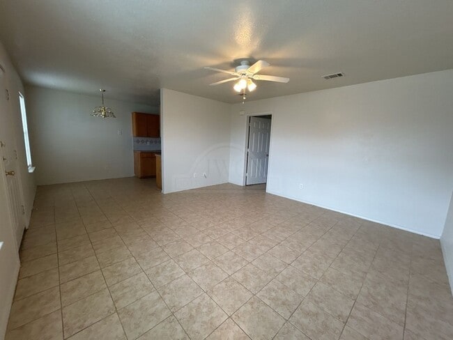 Photo - 1505 Dugger Cir Unit 1505 Dugger Cr  B