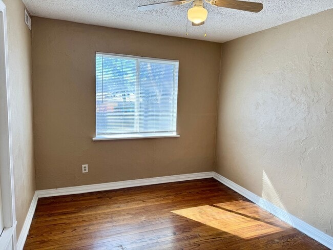 Photo - 1-Bedroom, newly remodeled 1-Bath Apartment steps from the Plaza District Unit 1740-7