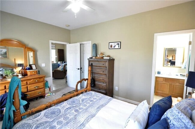 Photo - 136 Lee Road 2149
