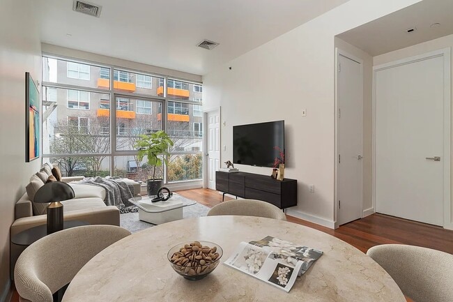 Photo - 162 N 12th St Unidad 2A