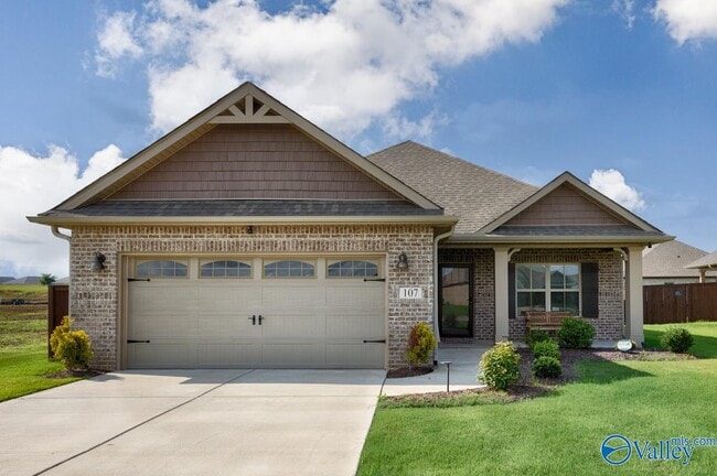 Photo - 107 Havner Dr