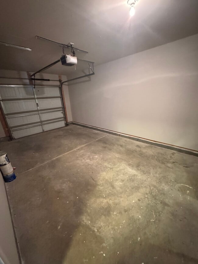 Photo - 1617 Friendly Rd