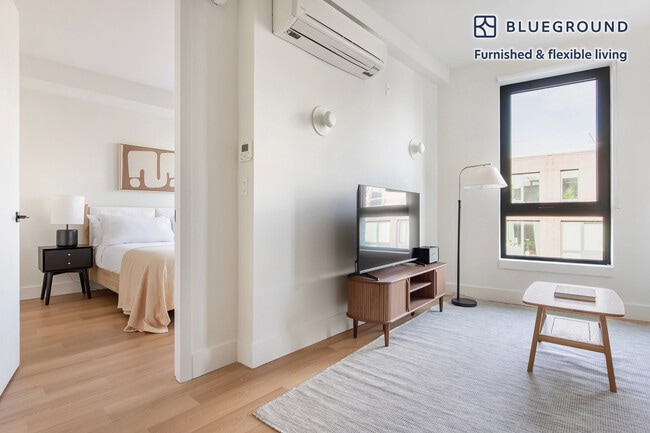 Photo - 130 Hope St Unit FL7-ID2116