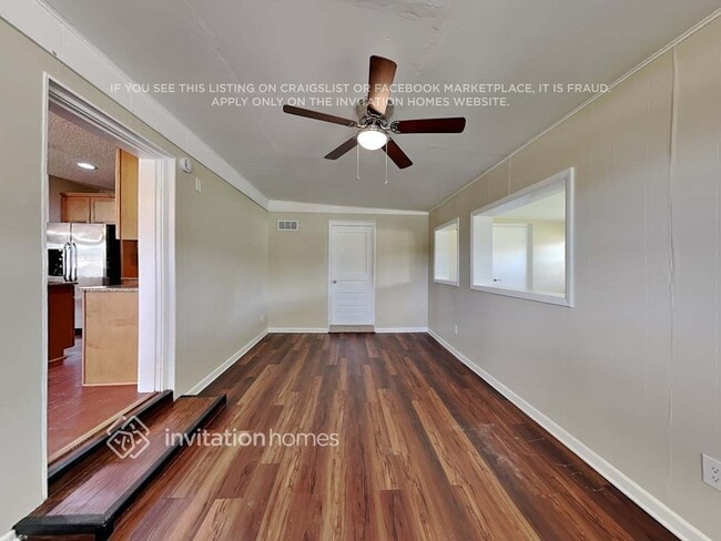 Photo - 1821 Carrigan Ave