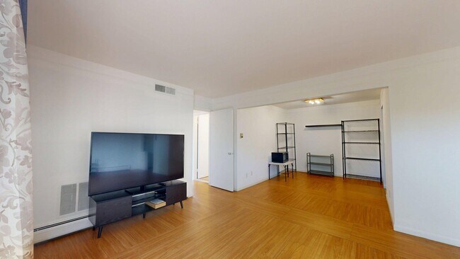1225 Island Dr Unit 103