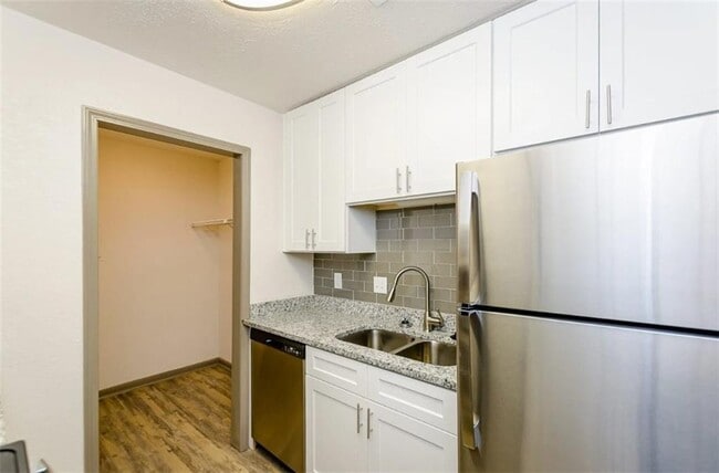 Photo - 730 Franklin Gateway SE Unit M13