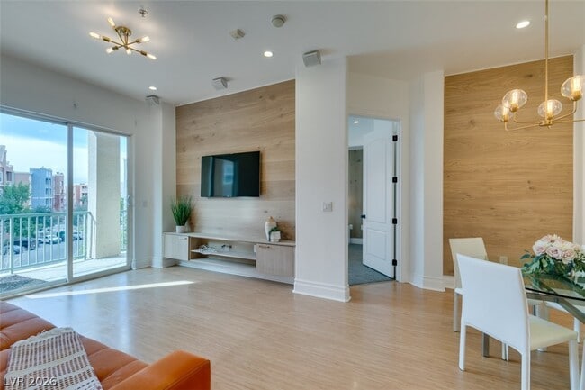 Photo - 50 E Serene Ave Unit 323