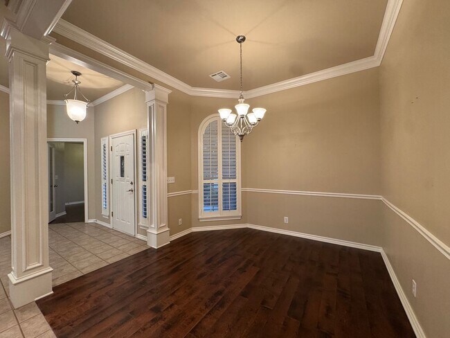 Photo - Spacious Home + North Edmond + 3 bedrooms + Study + Edmond Schools + Storm Shelter