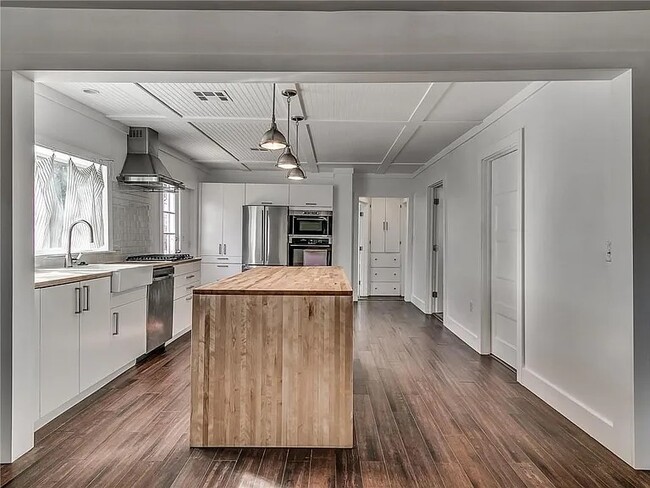 Photo - 1820 NW 37th St