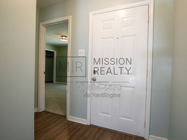 Photo - 7750 Robinwood Dr