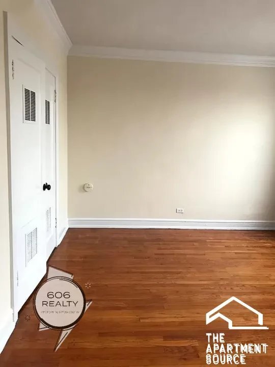 7054 S Western Ave Unit 7054 South Western Avenue