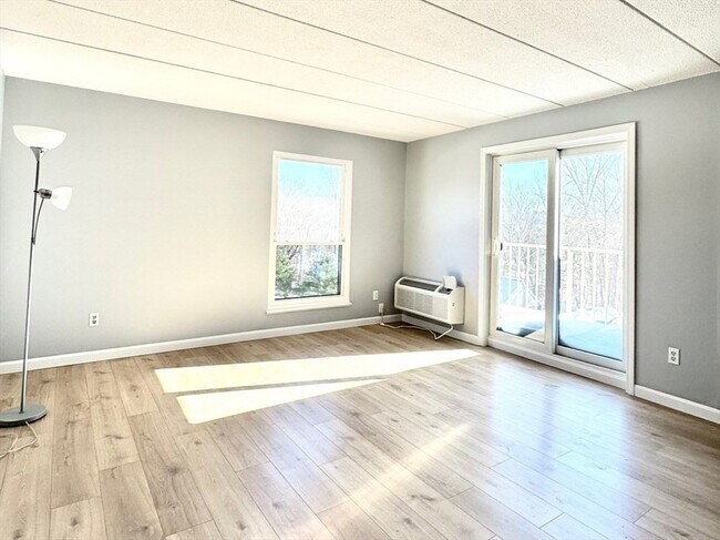 Photo - 147 Turner Rd Unit 114