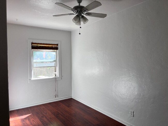 Photo - 2816 F St Apartamento Unidad 0