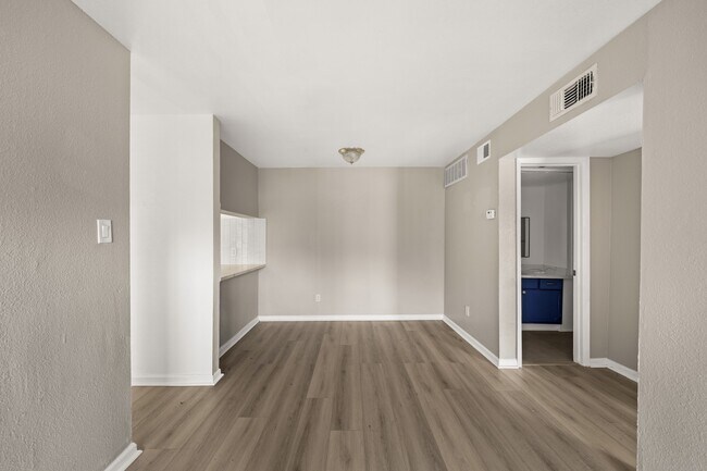 Photo - 9090 S Braeswood Blvd Unit 75