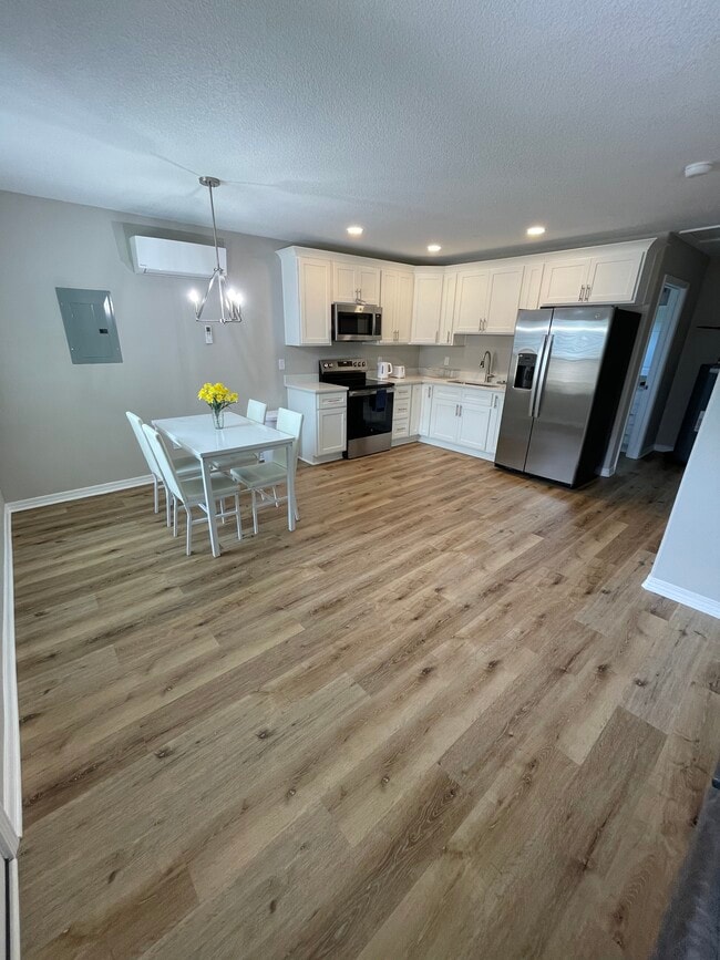 8681 Rio Vista Dr