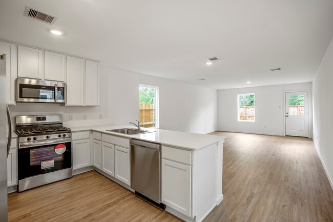 Photo - 21463 Carosella Dr