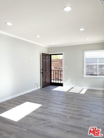 Photo - 604 E Windsor Rd