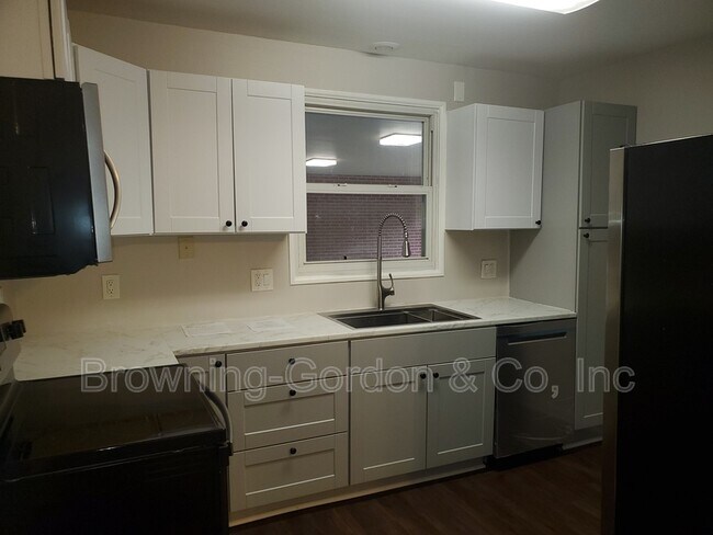 Photo - 3947 Creekside Dr