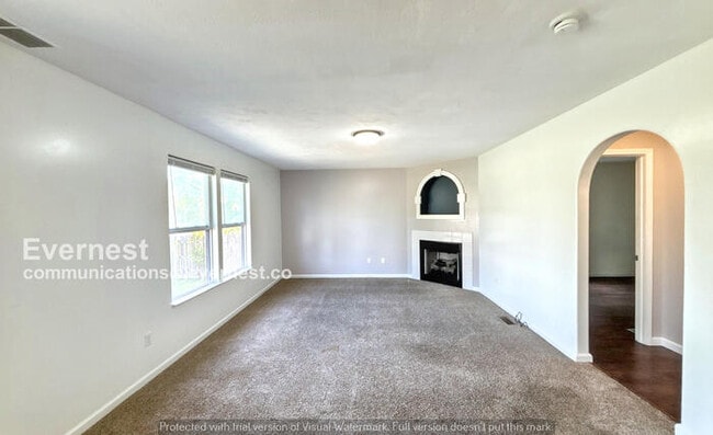 Photo - 5300 Folsom Dr