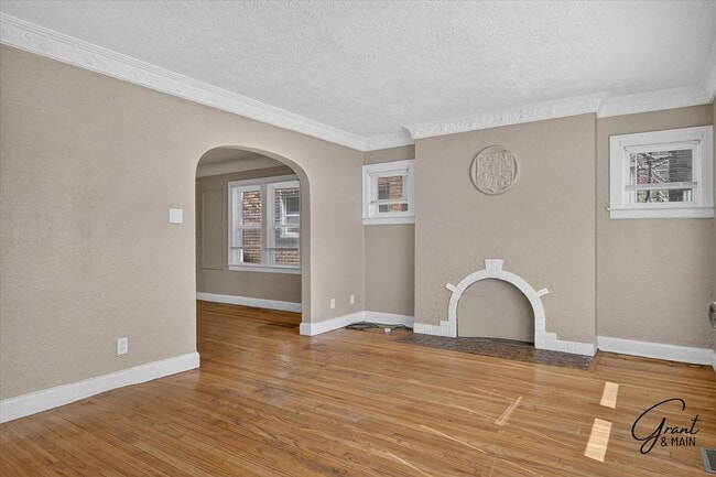 Photo - $1675 - Fitzgerlad Brick 3 Bedroom 2 Bath