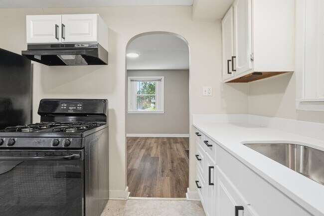 Photo - 624 Elm Dr