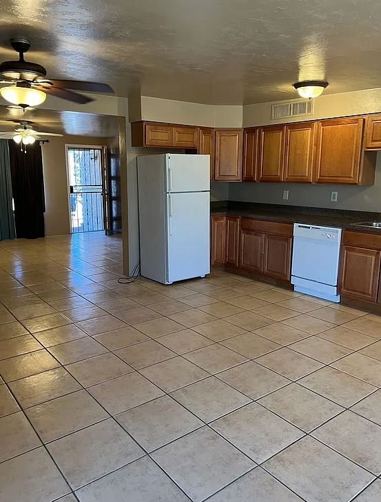 Photo - 6027 S Lostan Ave