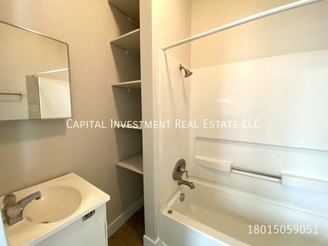 Photo - 8973 W 3000 S