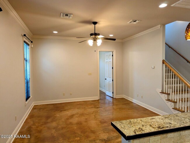 Photo - 125 Villa Park Ln