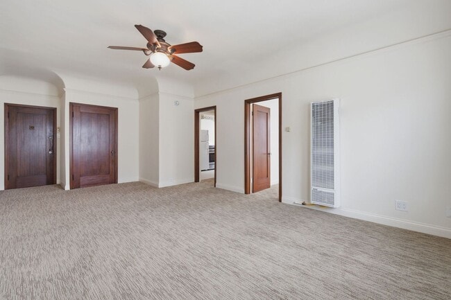 Photo - 1530 Miramar Dr Unit 1530 Miramar - Apt 6