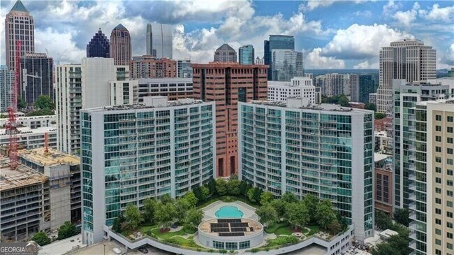 Building Photo - 44 Peachtree Pl NW Unit 1828