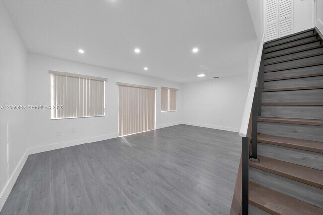 1535 SW 122nd Ave