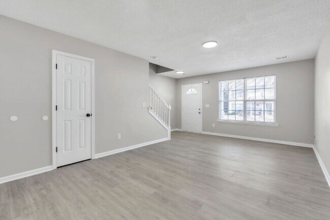 Photo - 2 Bedroom, 1.5 Bathroom Townhome – Granite Counters & Open Floor Plan $1400/mo rent